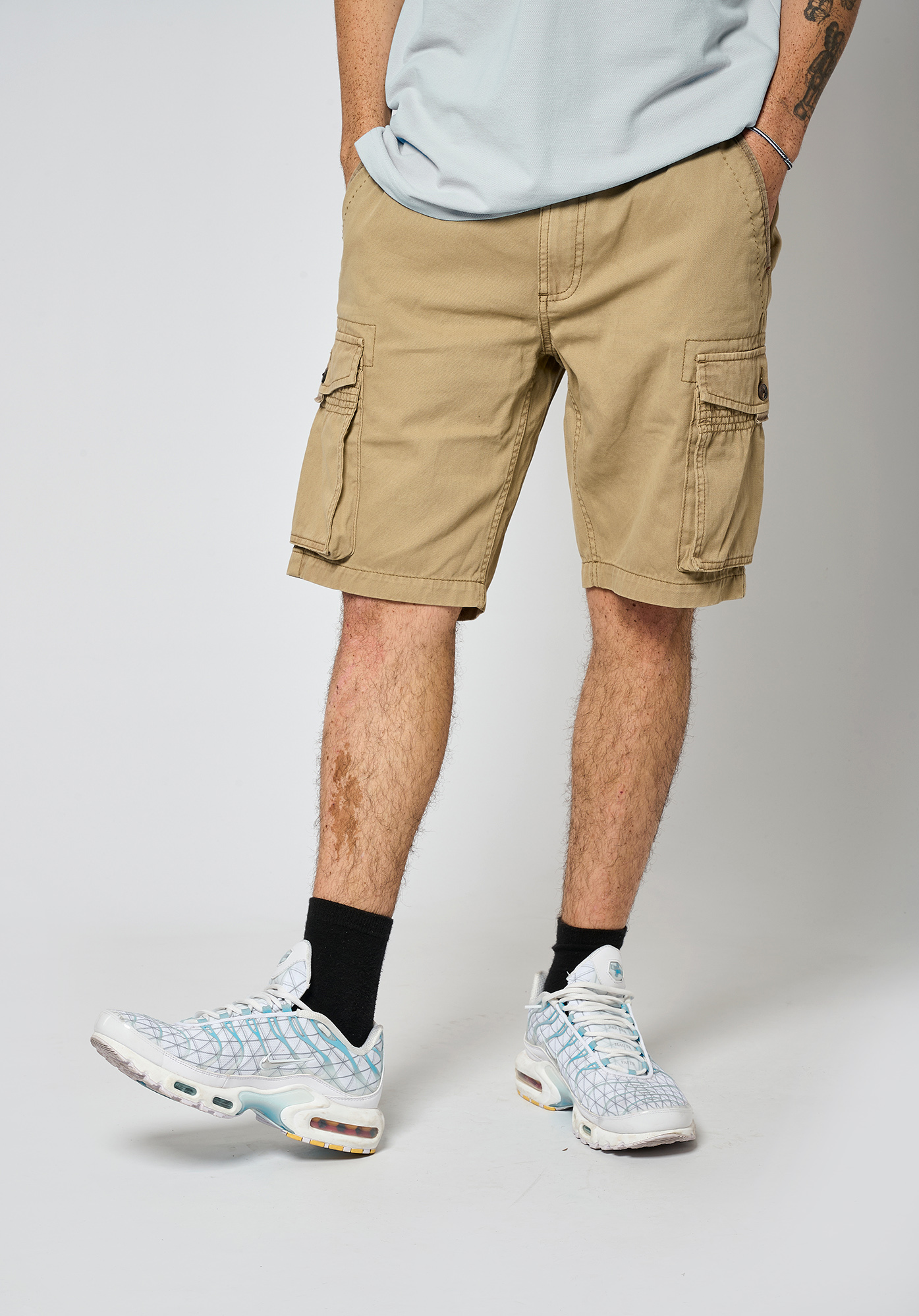 Camel cargo shorts clearance
