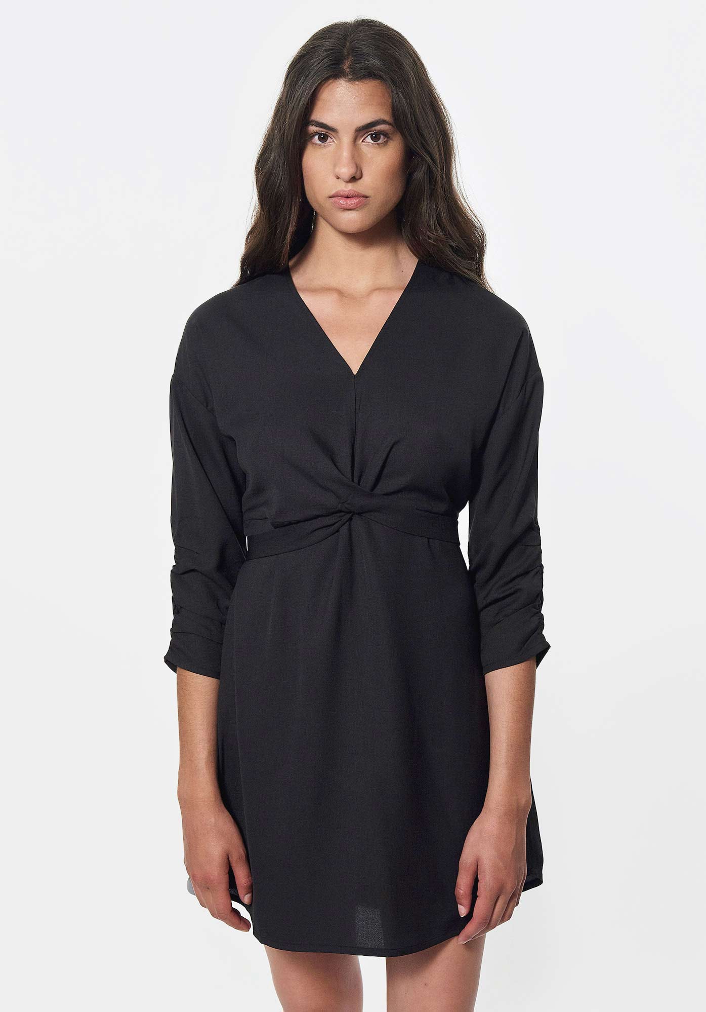 Robe noire online fluide