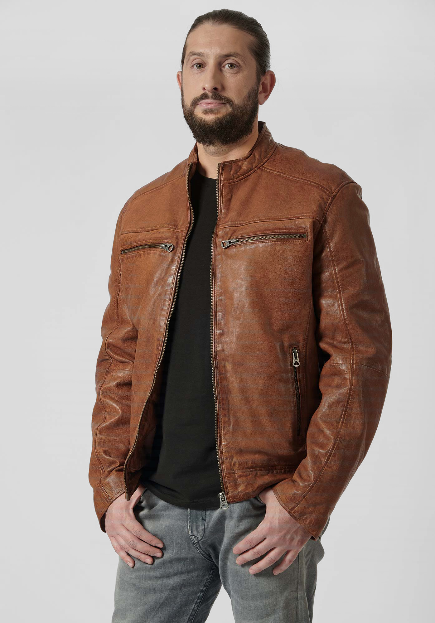 UNIQ Cognac